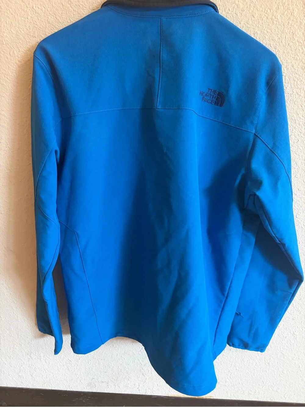 The North Face Men’s Blue Softshell Jacket Apex Pneumatic blue size L full zip